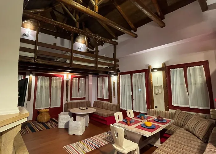 Center - Traditional *